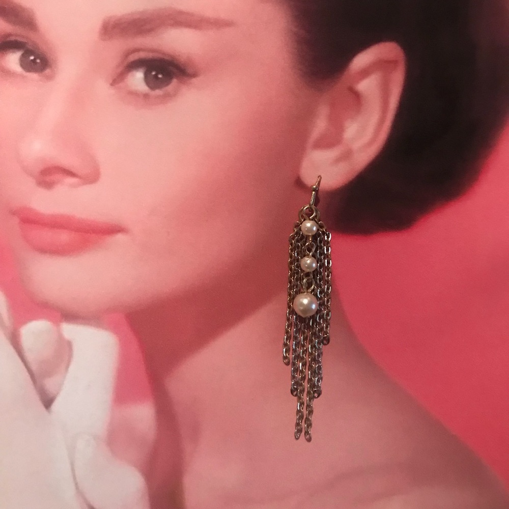 Dangle earrings